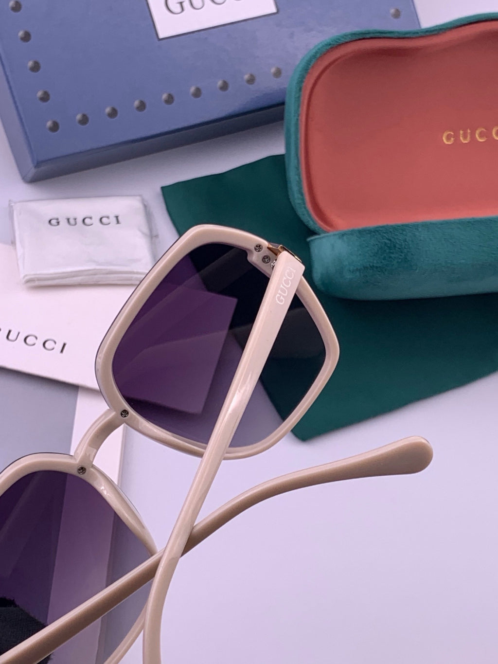 Gucci G313 Square Gold Lens Sunglasses for Men & Women - detail image 7