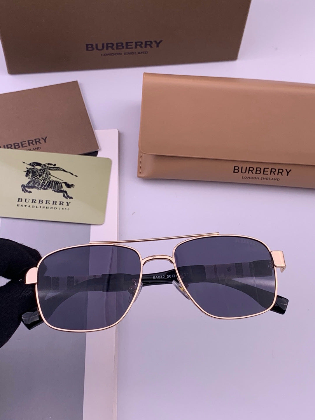 Burberry B201 Aviator Blue Lens Sunglasses for Men - 487476