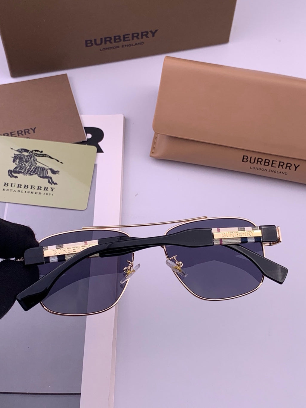 Burberry B201 Aviator Blue Lens Sunglasses for Men - 487476 - detail image 5