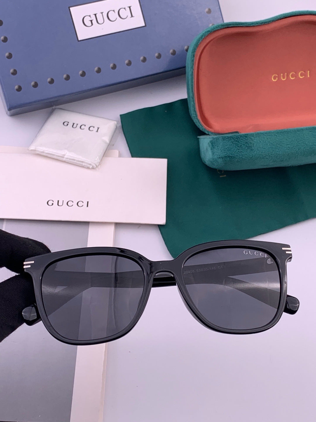 Gucci G72040 Polarized Fashion Gold Lens Sunglasses for Women - detail image 2