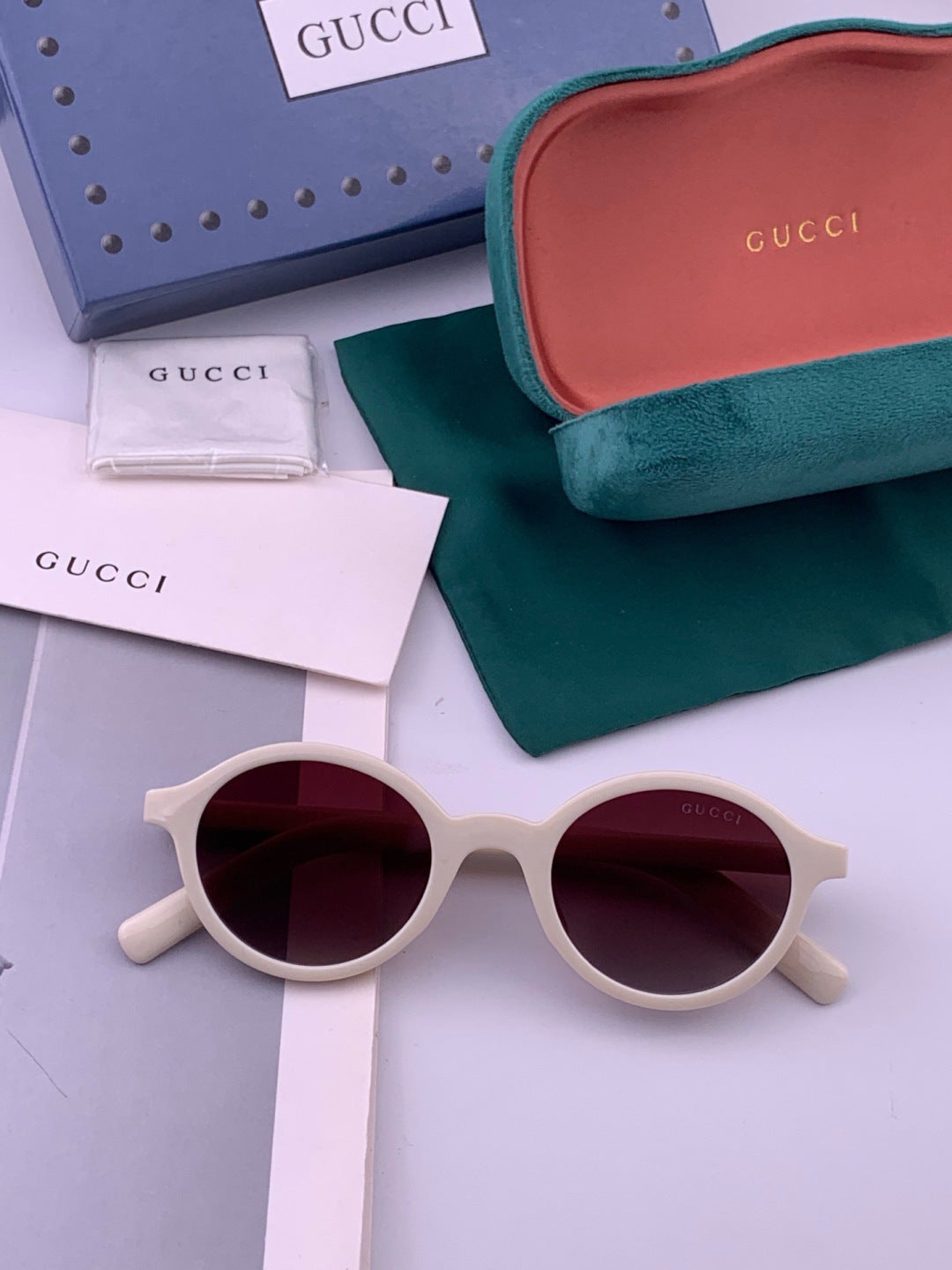 Gucci G6910 Polarized Round Red Lens Sunglasses for Women - detail image 7