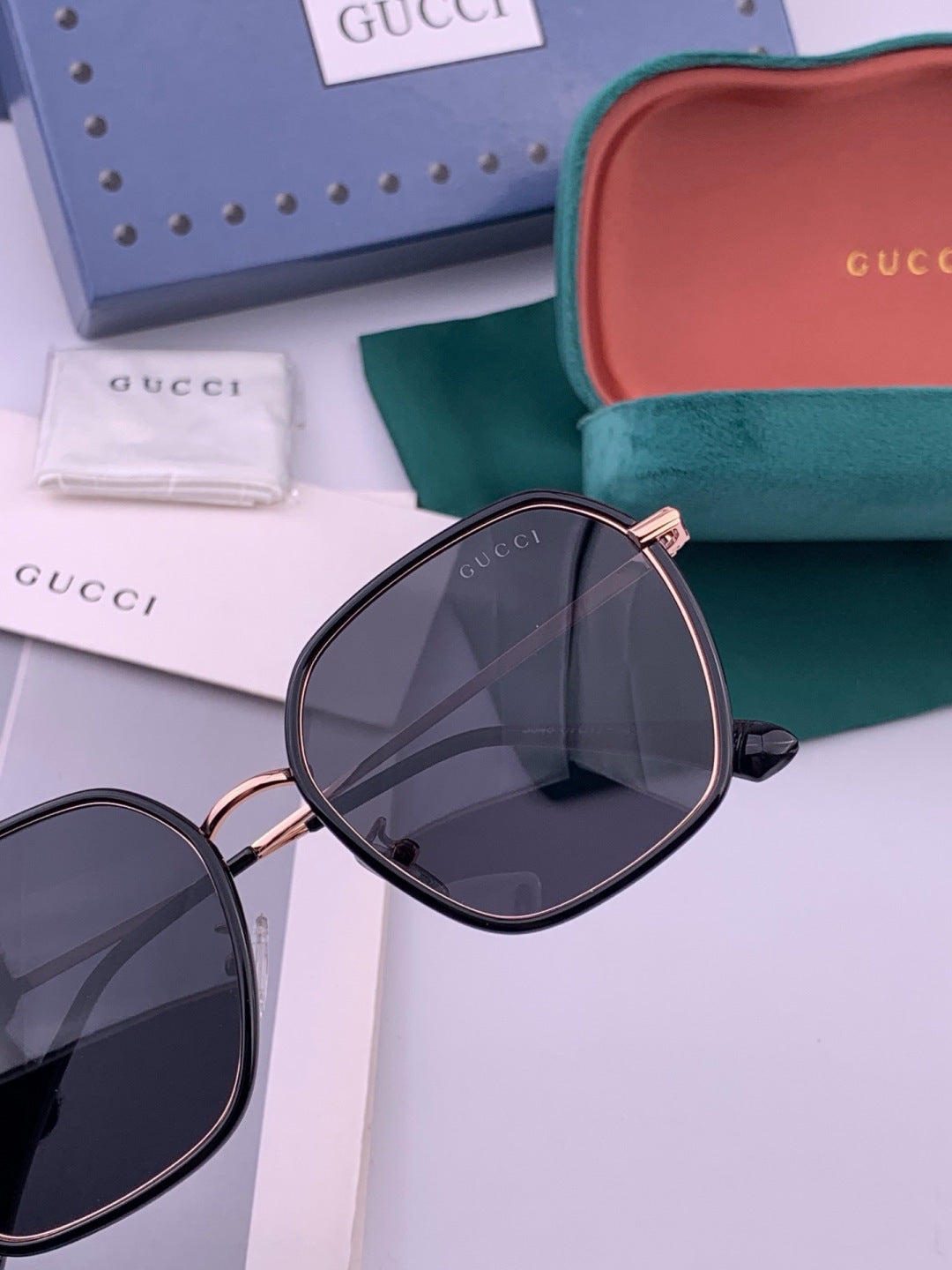 Gucci G8384 Metal Fashion Red Lens Sunglasses for Men & Women - detail image 6