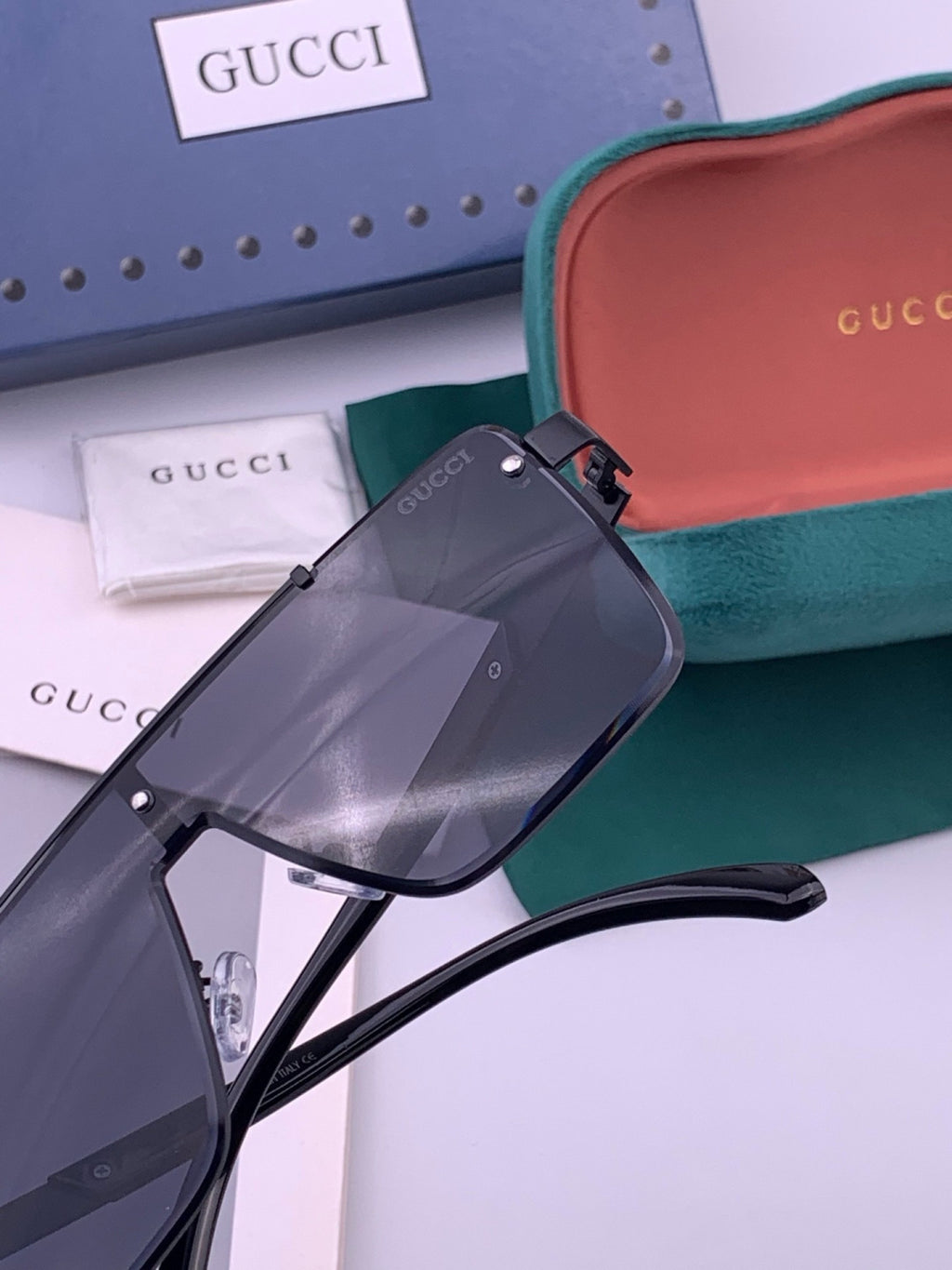 Gucci G51754 Aviator Black Lens Sunglasses for Men & Women - 486488 - detail image 4