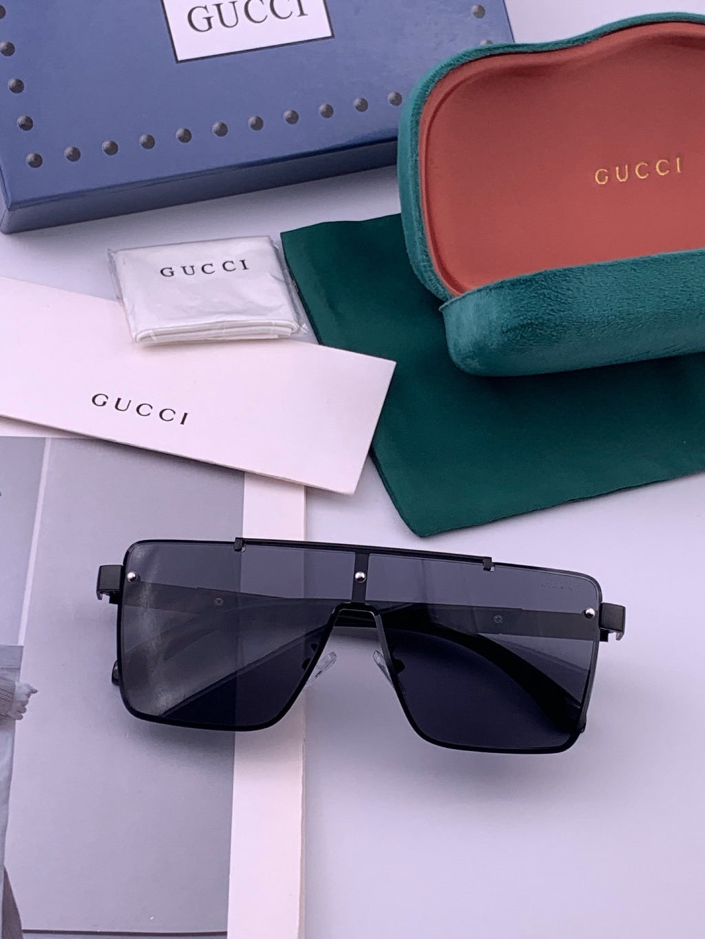 Gucci G51754 Aviator Black Lens Sunglasses for Men & Women - 486488 - detail image 5