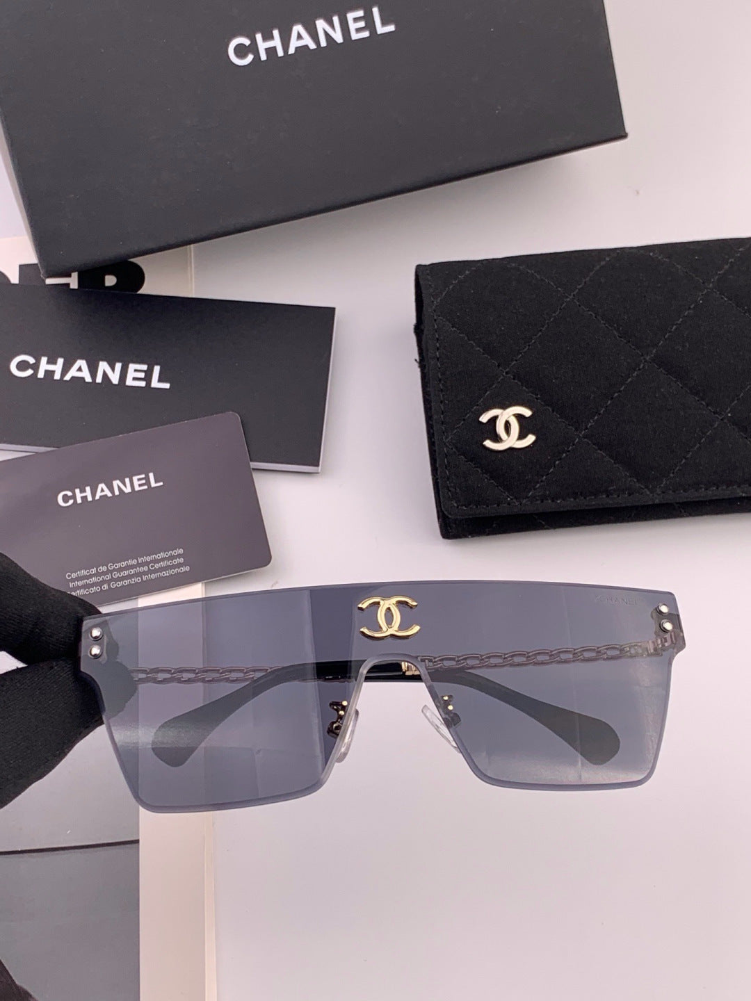 Chanel CH61739 Oversized Pink Lens Sunglasses for Women - detail image 2