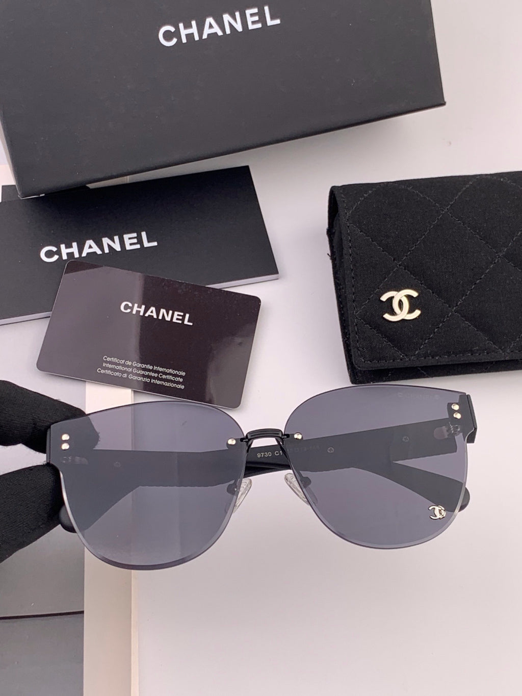 Chanel CH0973 Polarized Round Pink Lens Sunglasses for Women - 486502 - detail image 2