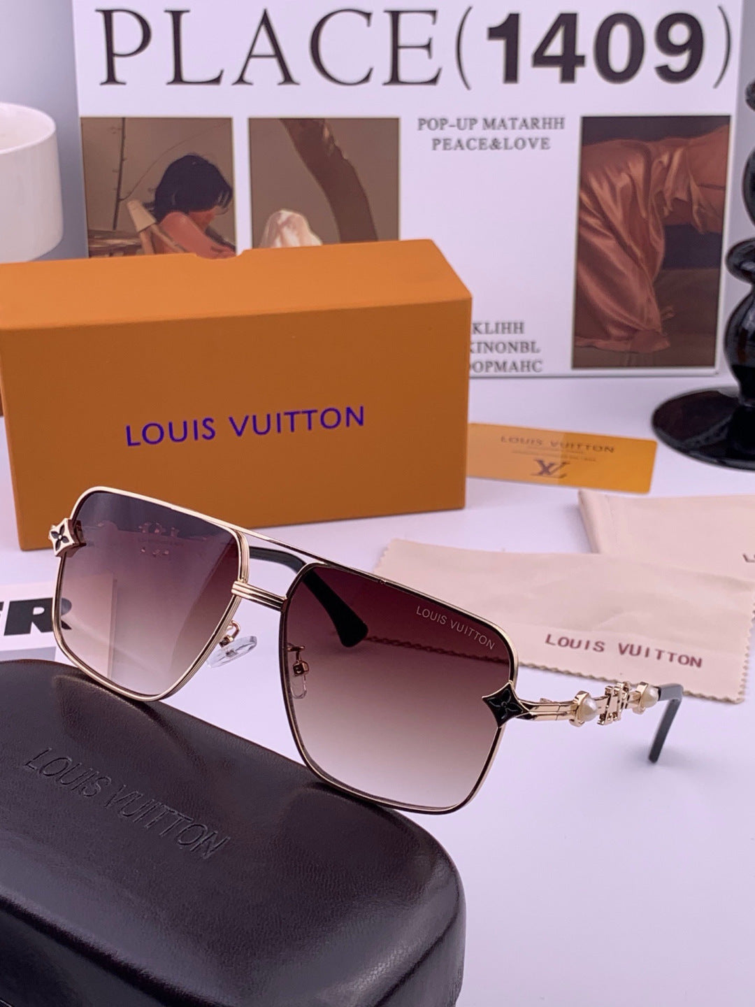 Louis Vuitton L11757 Aviator Black Lens Sunglasses for Men & Women - detail image 4