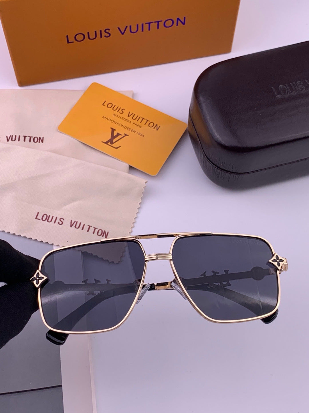 Louis Vuitton L11757 Aviator Black Lens Sunglasses for Men & Women