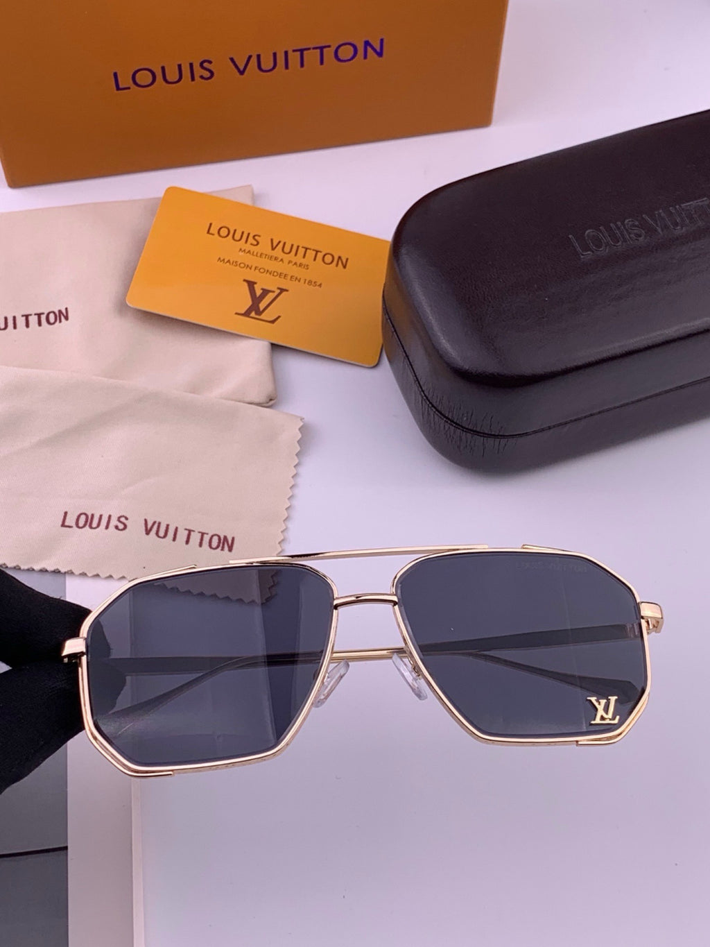 Louis Vuitton L31758 Aviator Black Lens Sunglasses for Men & Women