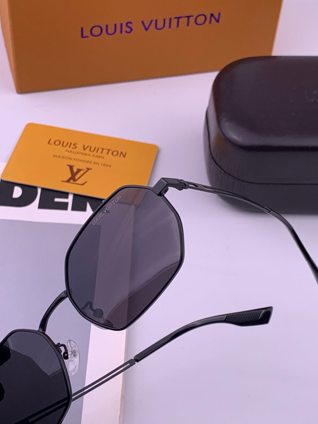 Louis Vuitton L6339 Polarized Aviator Gold Lens Sunglasses for Men & - 486293 - detail image 3