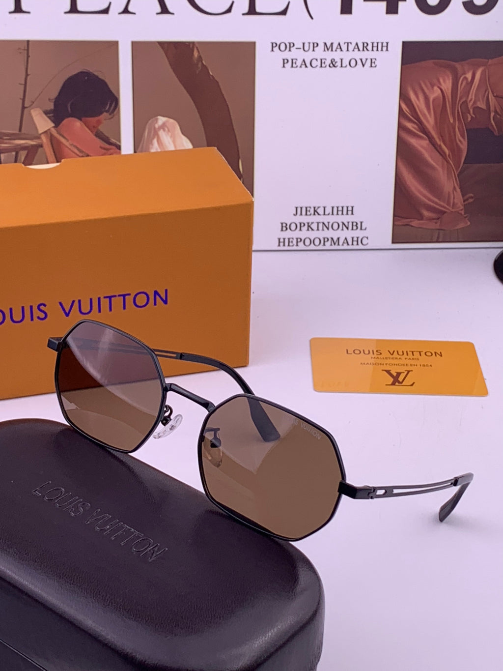 Louis Vuitton L6339 Polarized Aviator Gold Lens Sunglasses for Men & Women - detail image 2