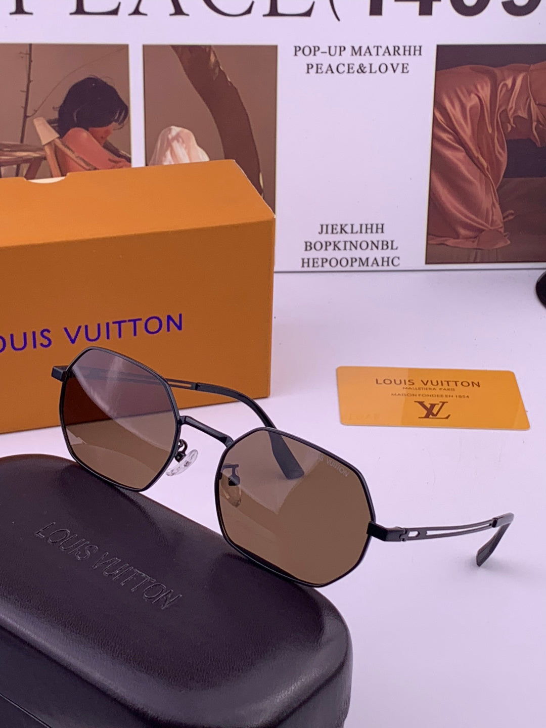 Louis Vuitton L6339 Polarized Aviator Gold Lens Sunglasses for Men & Women - detail image 2