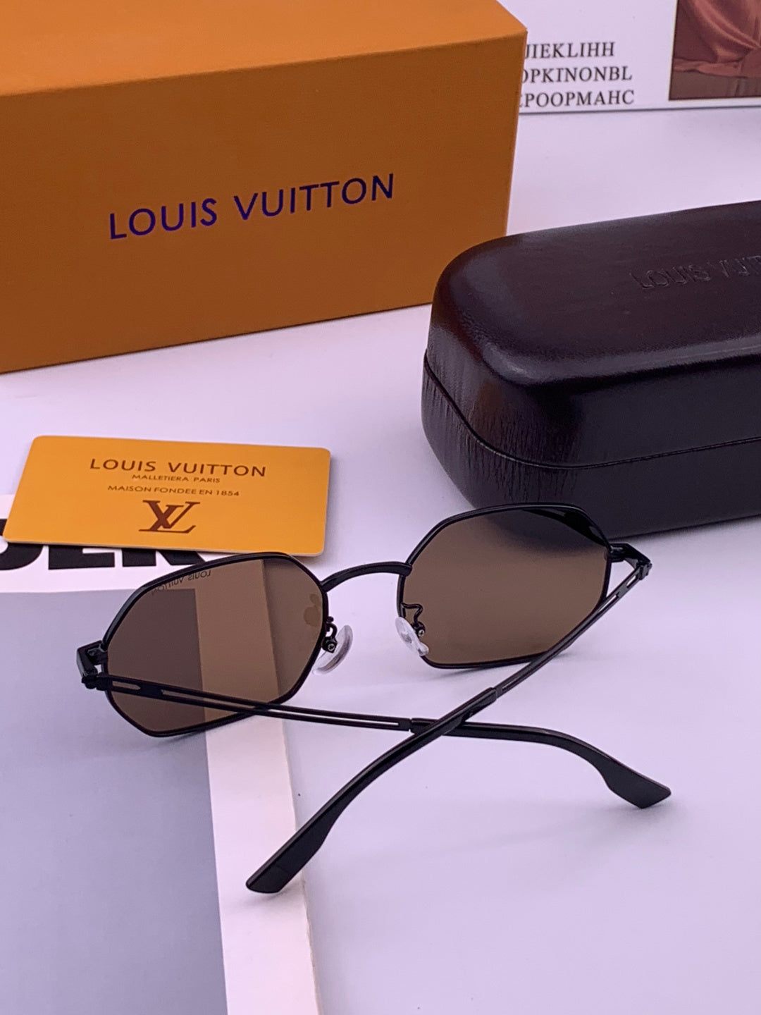 Louis Vuitton L6339 Polarized Aviator Gold Lens Sunglasses for Men & Women - detail image 6