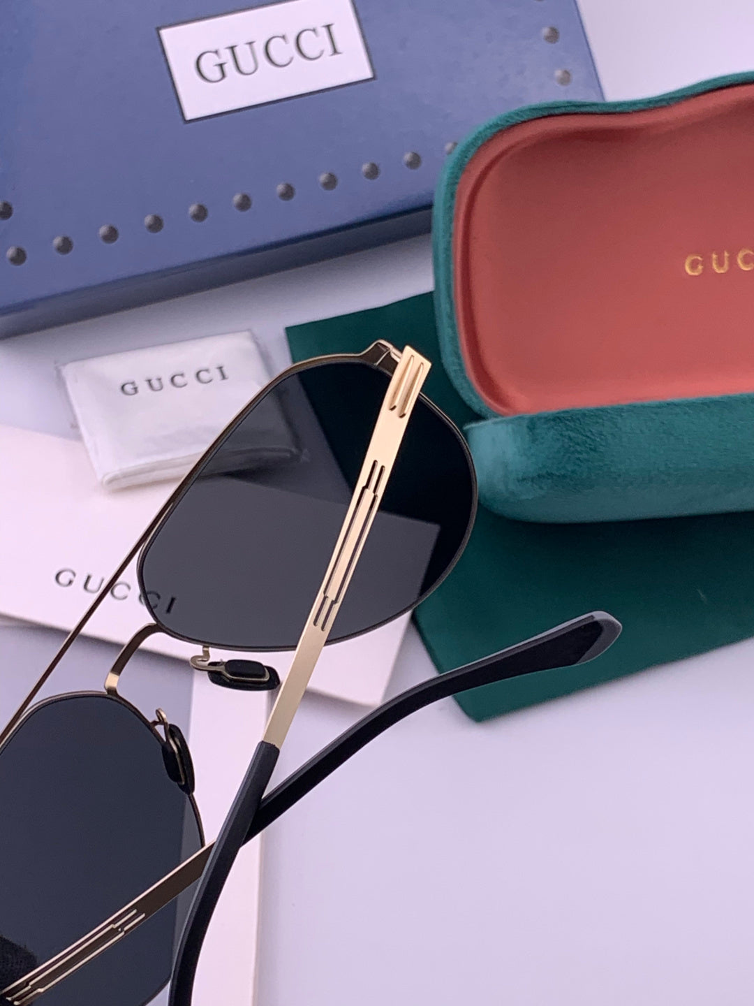 Gucci G5882 Fashion Gold Lens Sunglasses for Men & Women - detail image 5