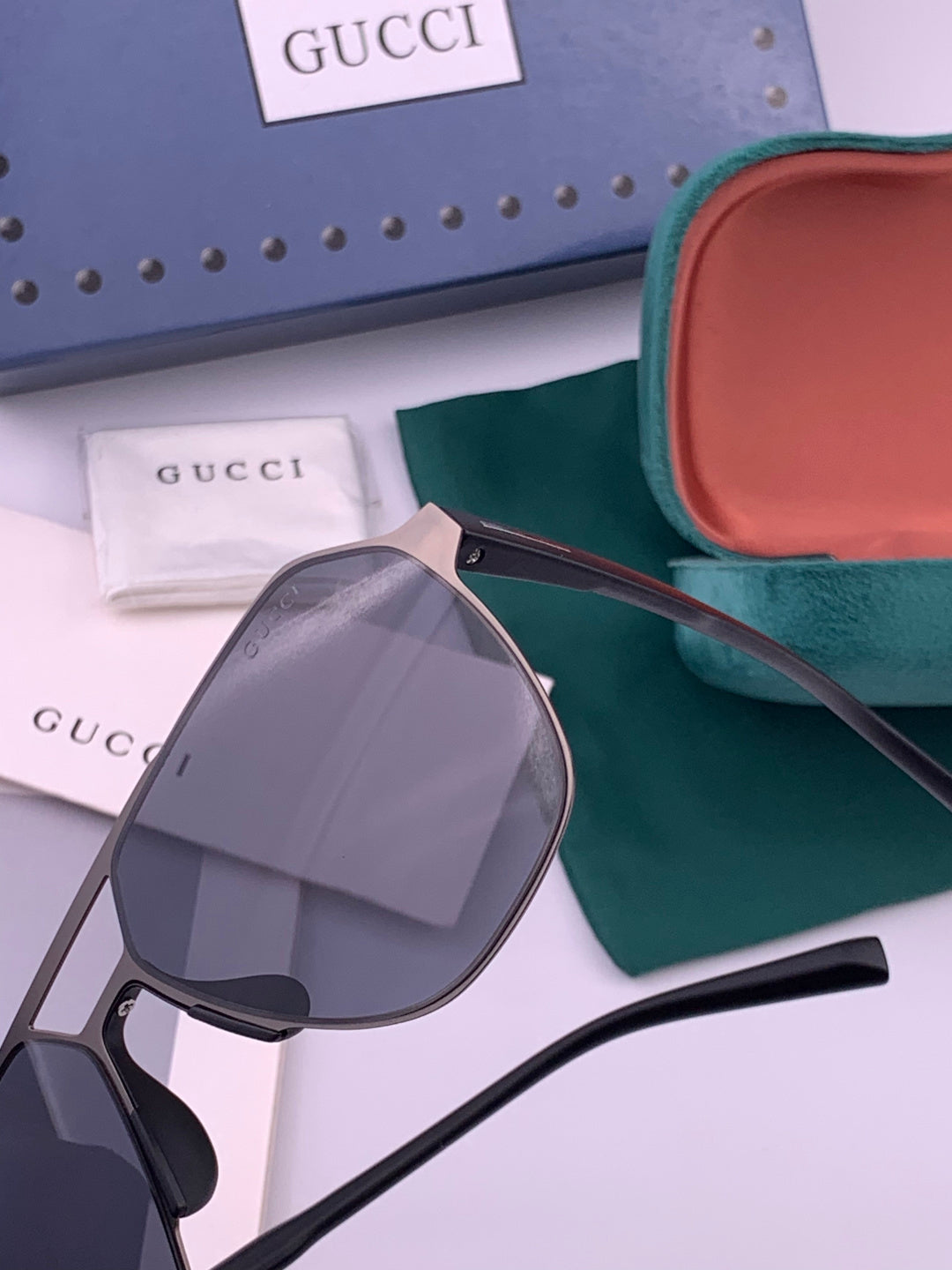 Gucci G3807 Polarized Aviator Gold Lens Sunglasses for Men - 486469 - detail image 3