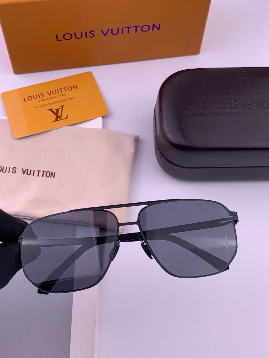 Gucci G7730 Fashion Gold Lens Sunglasses for Men & Women