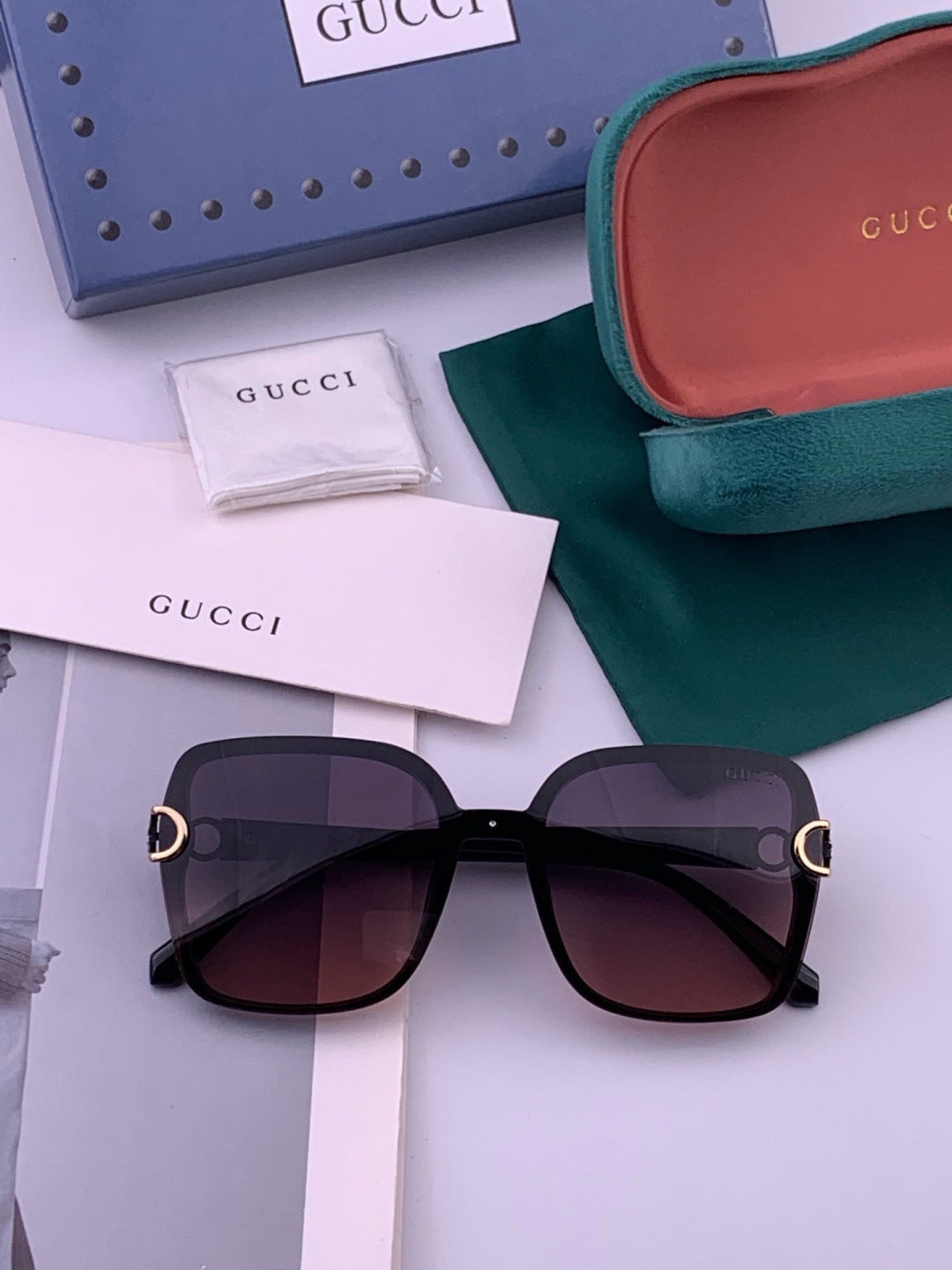 Gucci G9223 Polarized Square Brown Lens Sunglasses for Men & Women - detail image 6