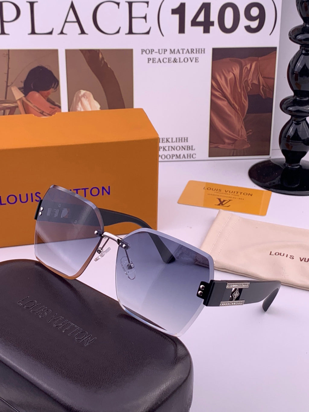 Louis Vuitton L9261 Square Black Lens Sunglasses for Men & Women - 486178 - detail image 2