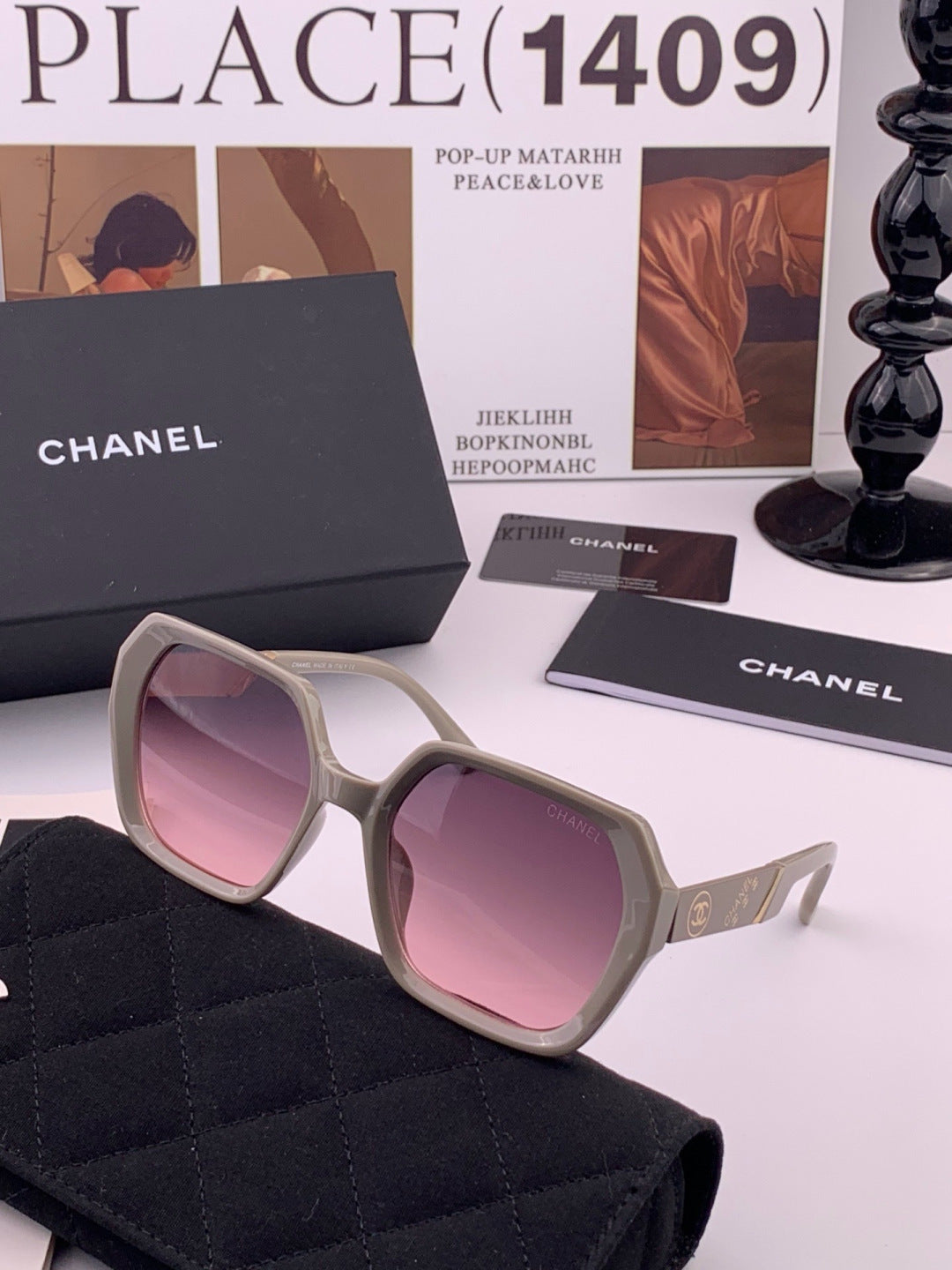Chanel CH84022 Oversized Black Lens Sunglasses for Men & Women - detail image 2