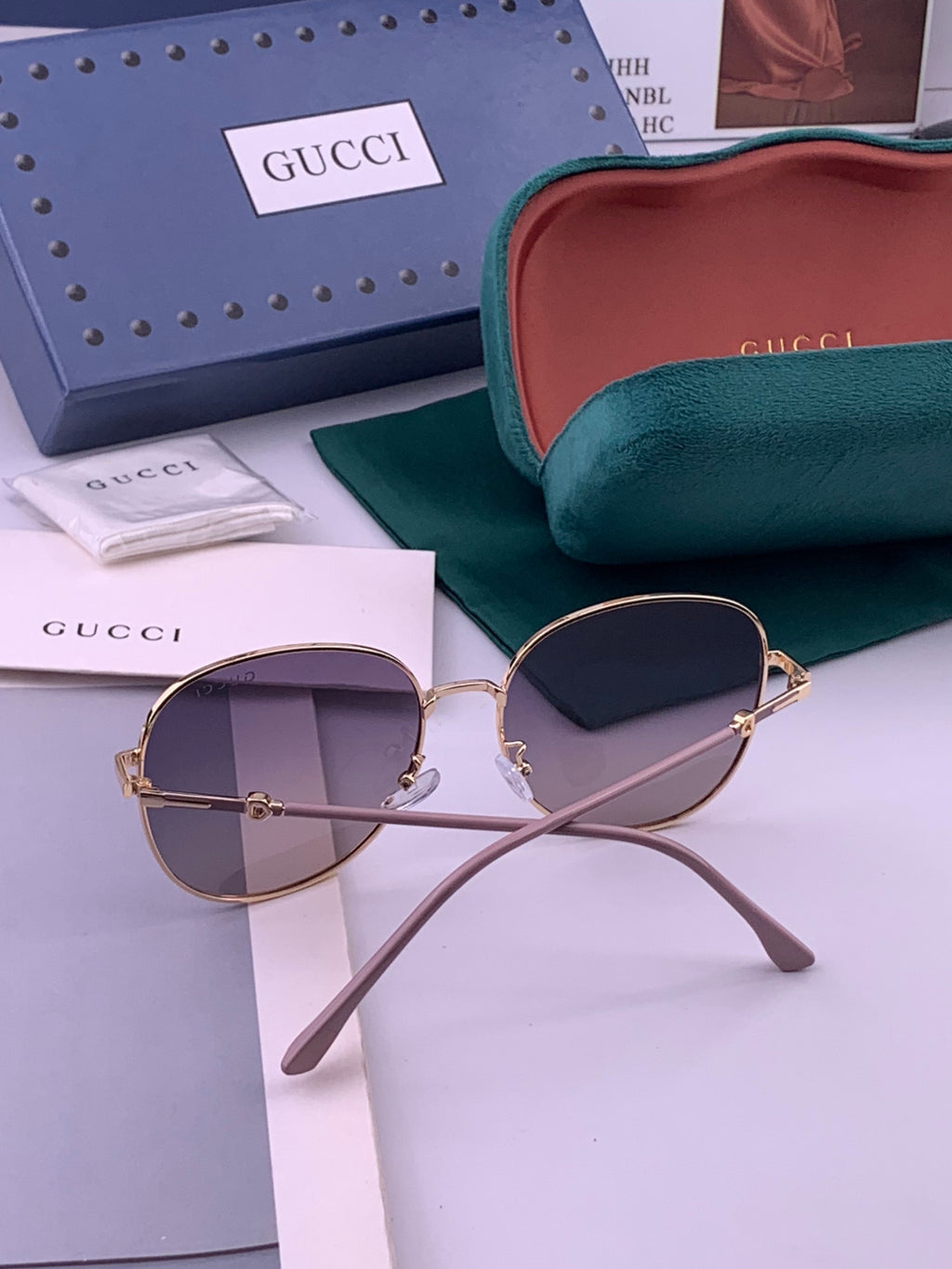 Gucci G8821 Polarized Oversized Black Lens Sunglasses for Men & Women - detail image 4
