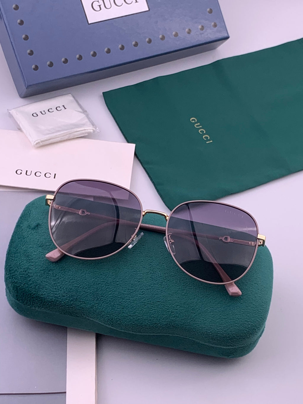 Gucci G8821 Polarized Oversized Black Lens Sunglasses for Men & Women - detail image 6