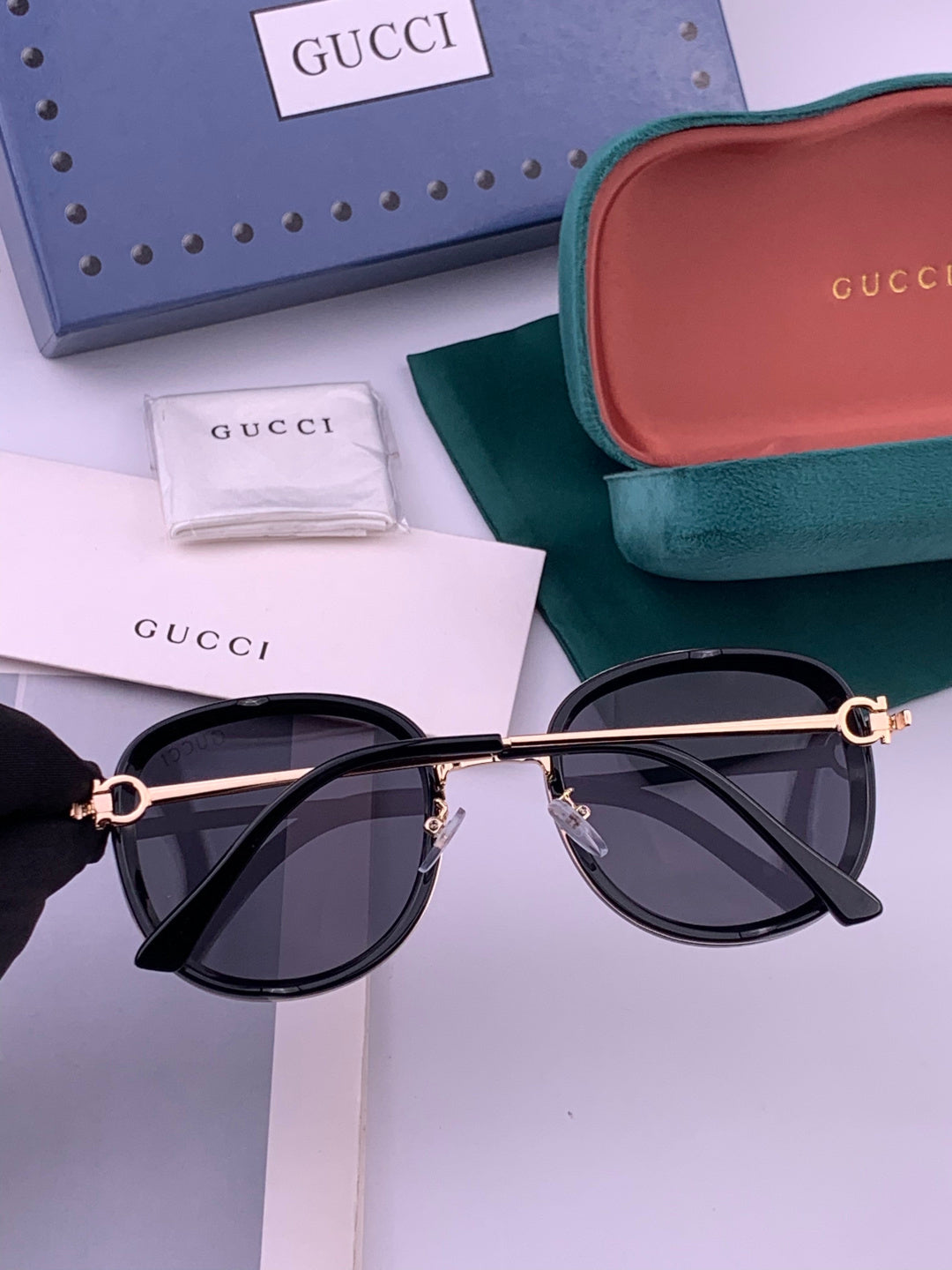 Gucci G9680 Polarized Fashion Black Lens Sunglasses for Men & Women - detail image 4