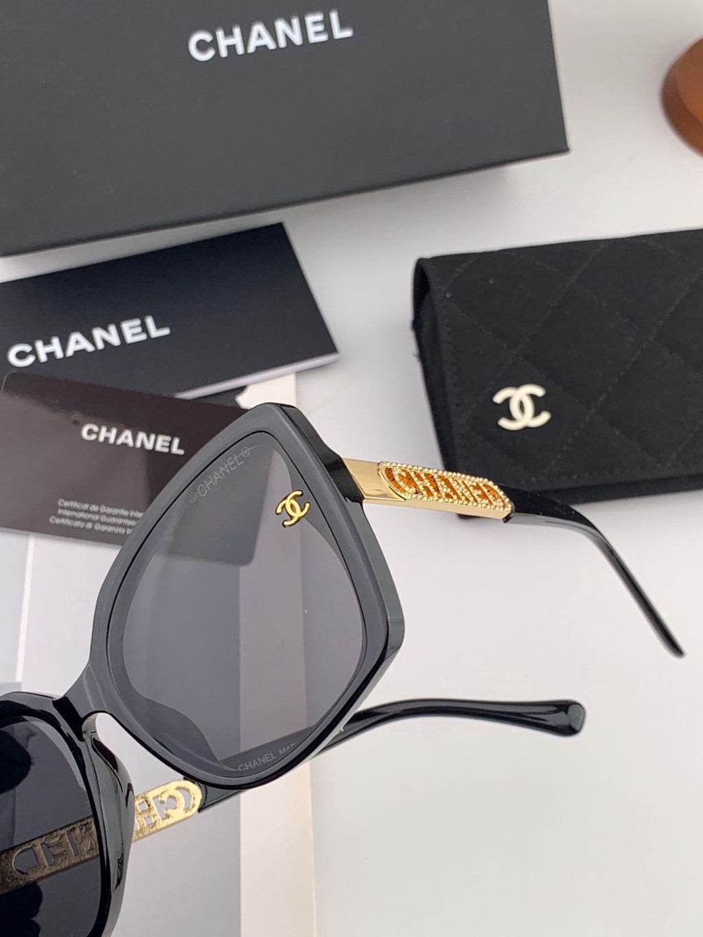 Chanel CH2077 Fashion Black Lens Sunglasses for Men & Women - detail image 2