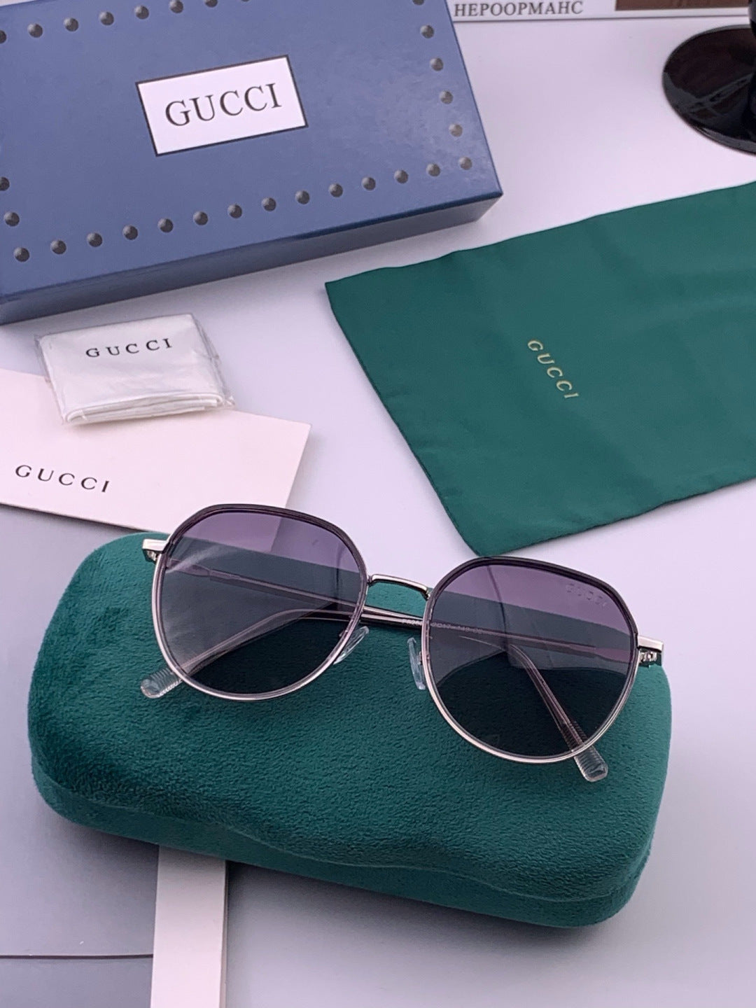 Gucci G3825 Polarized Square Red Lens Sunglasses for Women - 486379 - detail image 7