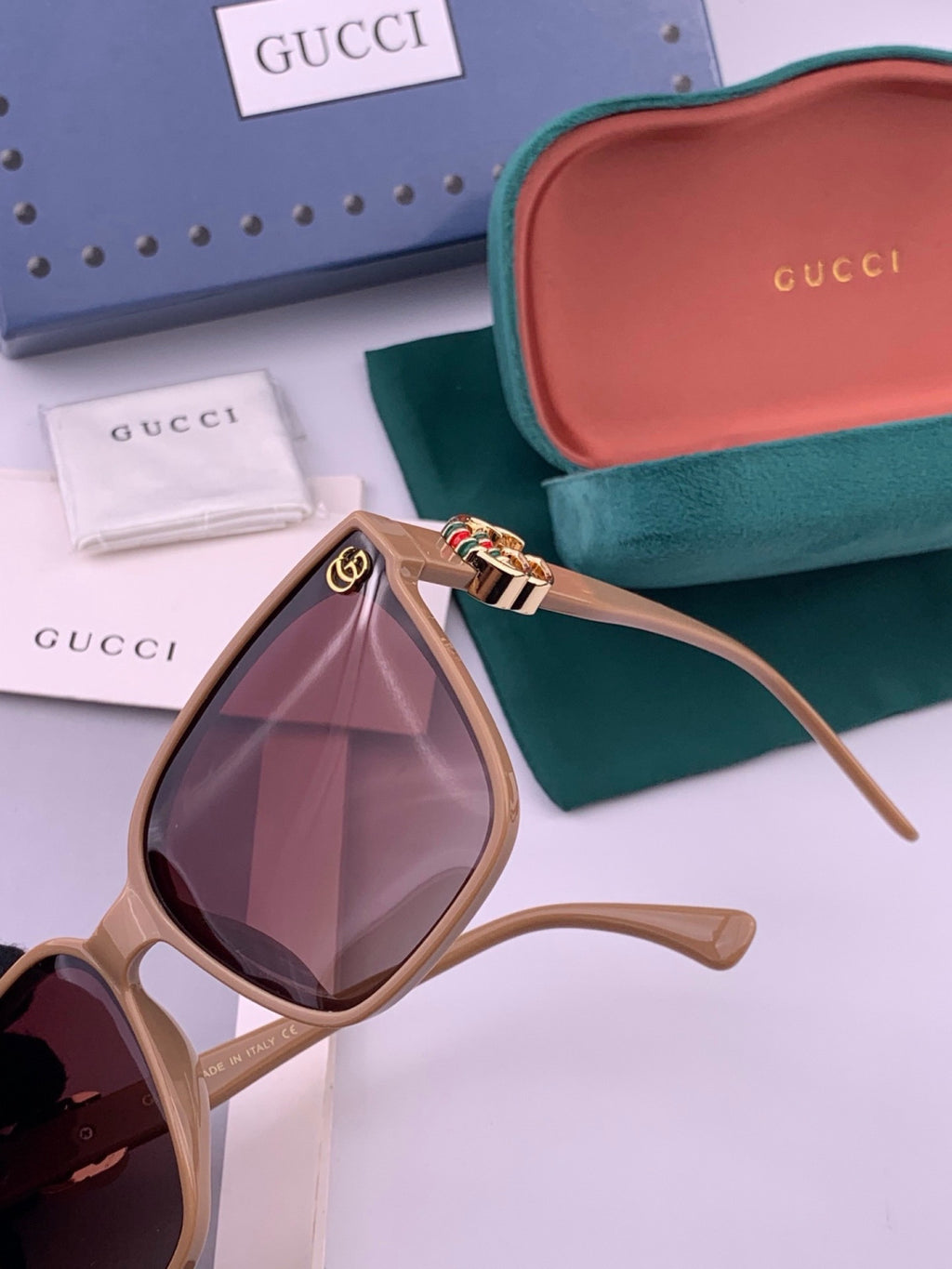 Gucci G0262 Polarized Square Gold Lens Sunglasses for Men & Women - detail image 2