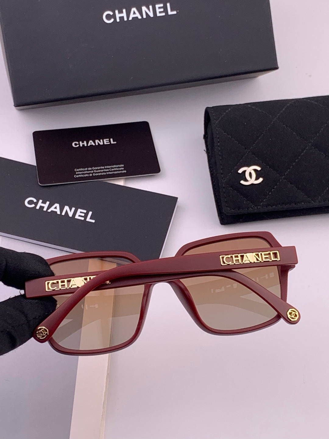 Chanel CH27002 Fashion Red Lens Sunglasses for Men & Women - detail image 4