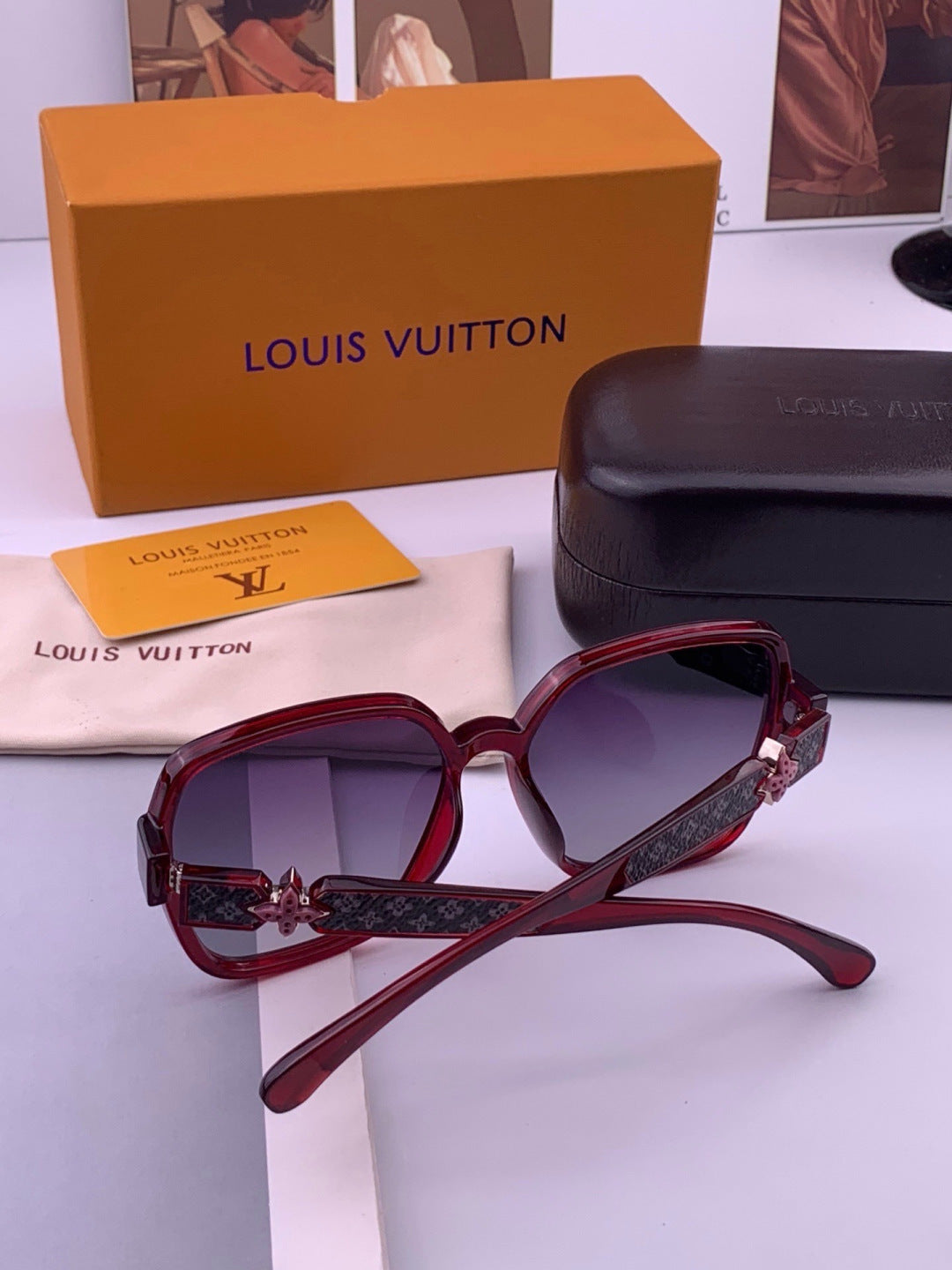 Louis Vuitton 2614 Polarized Square Gold Lens Sunglasses for Men & Women - detail image 6