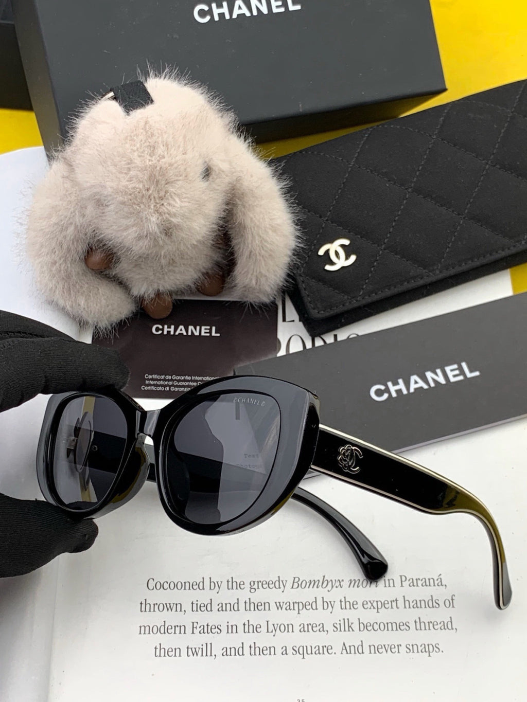 Chanel CH3991 Polarized Round Silver Lens Sunglasses for Women - detail image 3
