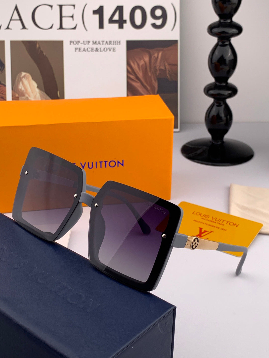 Louis Vuitton L2711 Polarized Square Red Lens Sunglasses for Men & Women - detail image 5