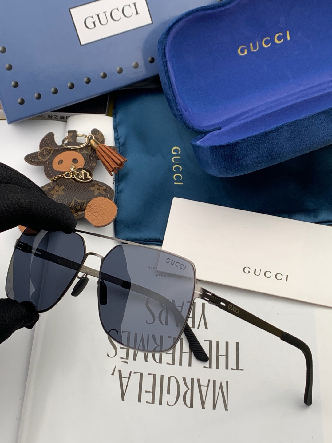 Gucci G3730 Fashion Blue Lens Sunglasses for Men & Women - detail image 4