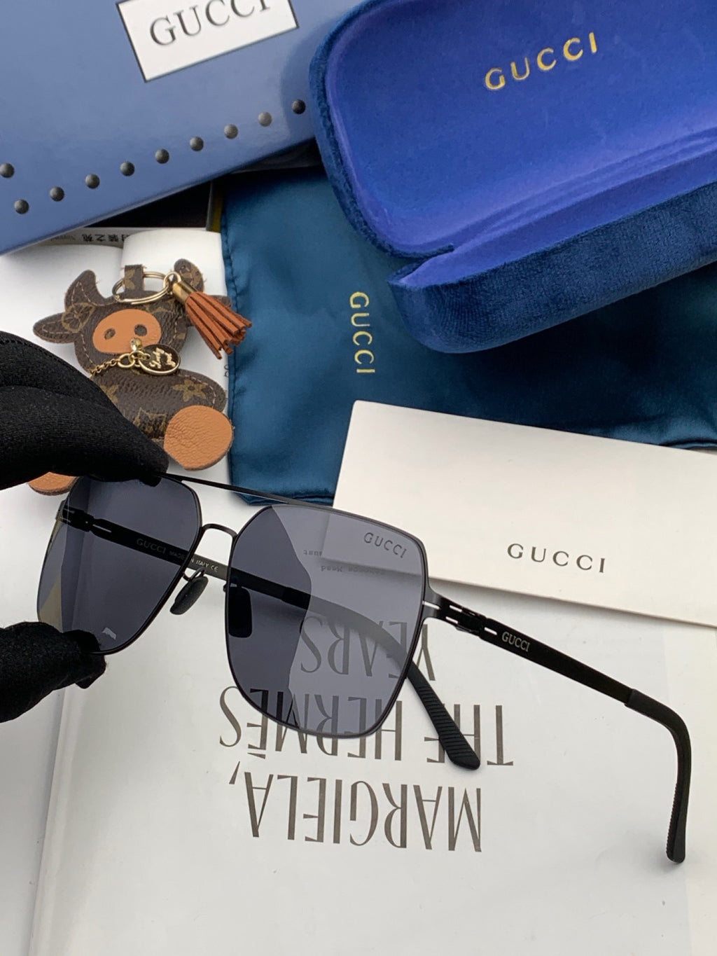 Gucci G3730 Fashion Blue Lens Sunglasses for Men & Women - detail image 5