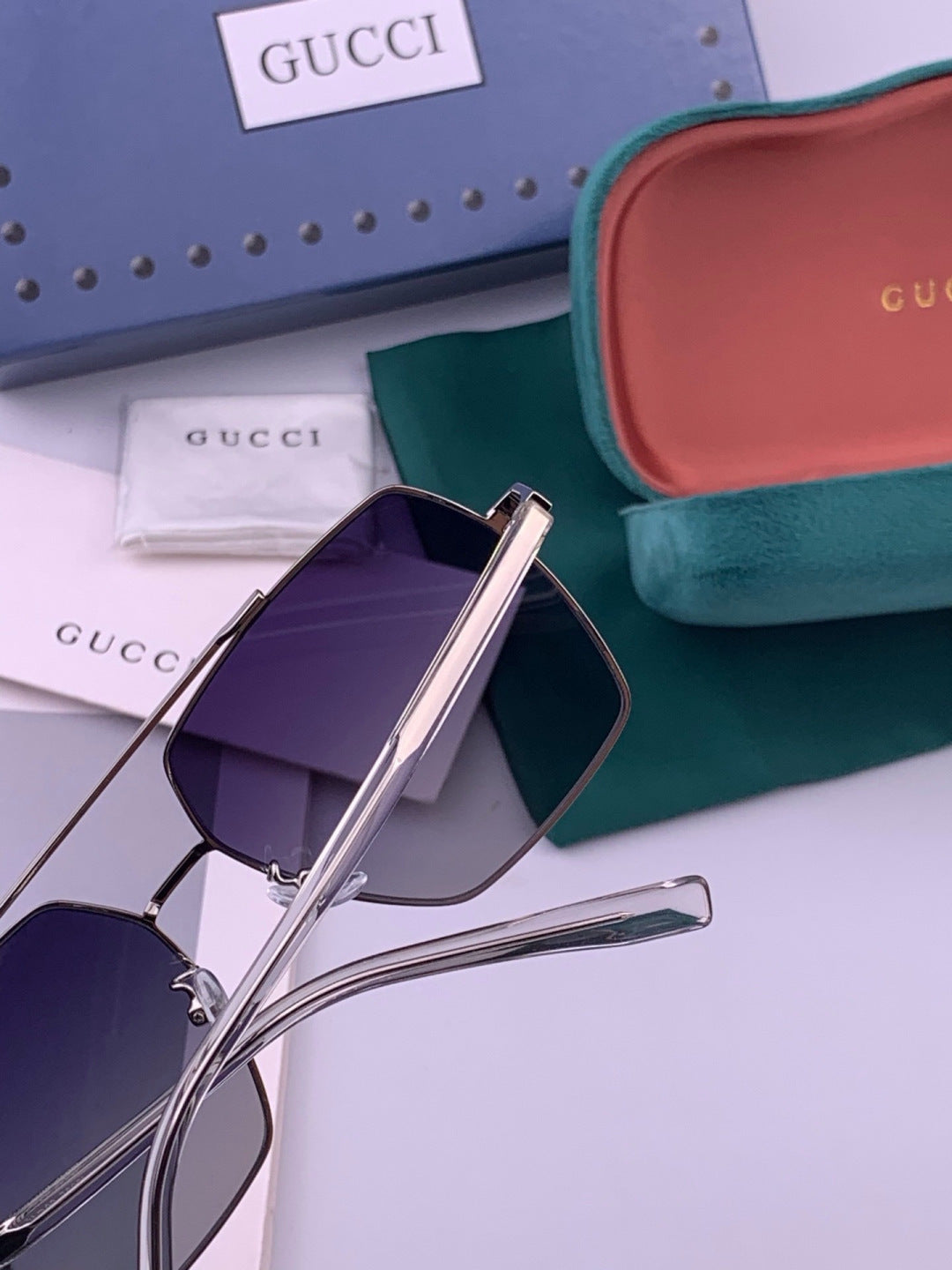 Gucci G5803 Polarized Aviator Black Lens Sunglasses for Men - detail image 5