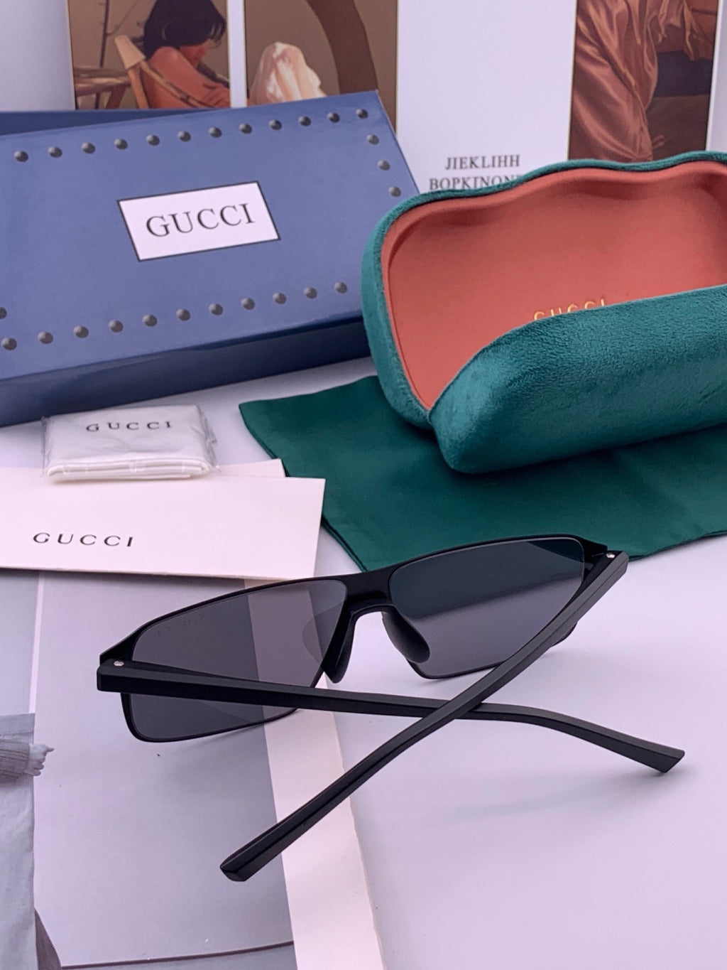 Gucci G2225 Polarized Aviator Gold Lens Sunglasses for Men - detail image 6