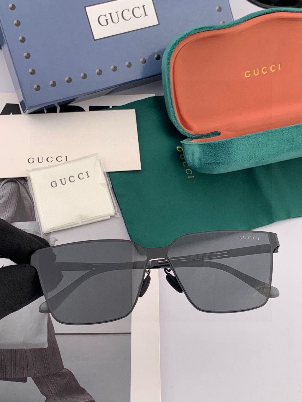 Gucci G9225 Polarized Aviator Gold Lens Sunglasses for Men - detail image 2