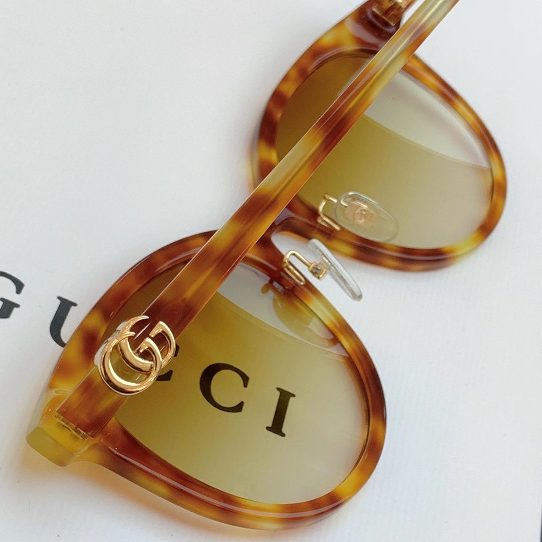 Gucci GG1073 Acetate Cat-Eye Black Lens Sunglasses for Men & Women - detail image 9