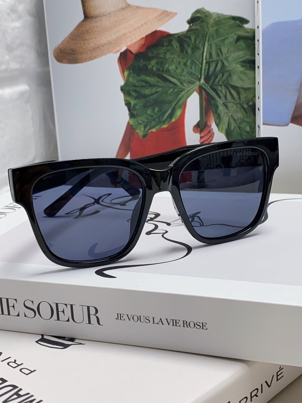 Balenciaga Fashion Red Lens Sunglasses for Men & Women - detail image 3