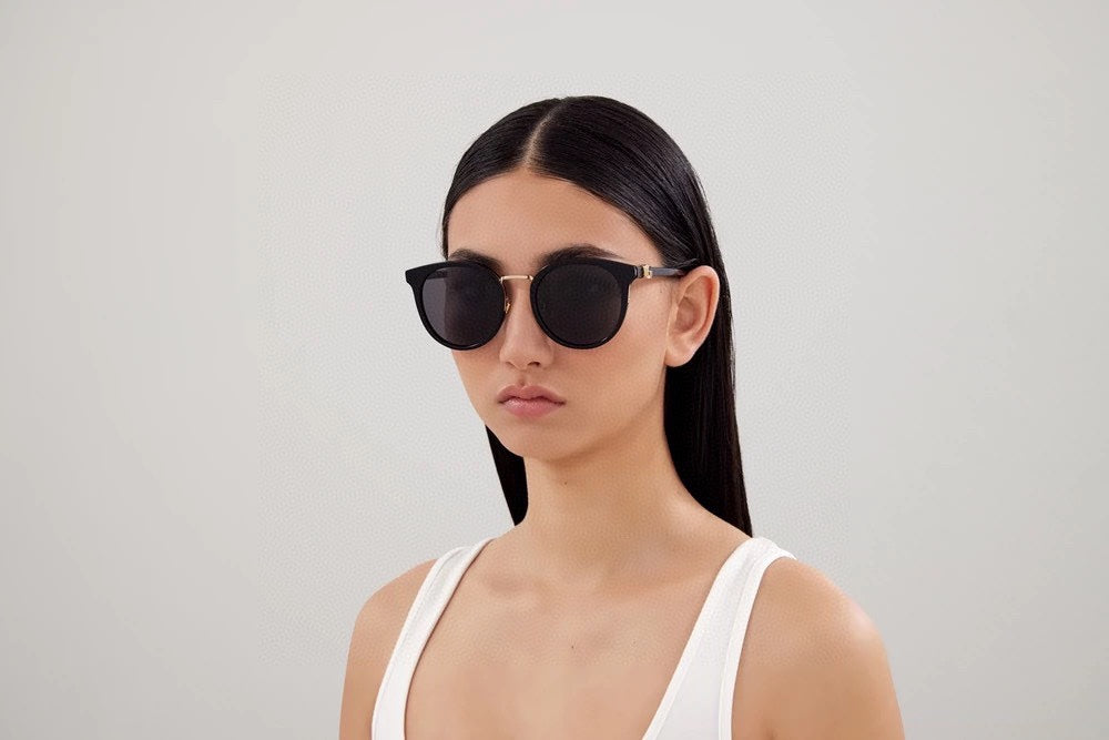 Gucci GG1181SK Fashion Gray Lens Sunglasses for Men & Women - detail image 3