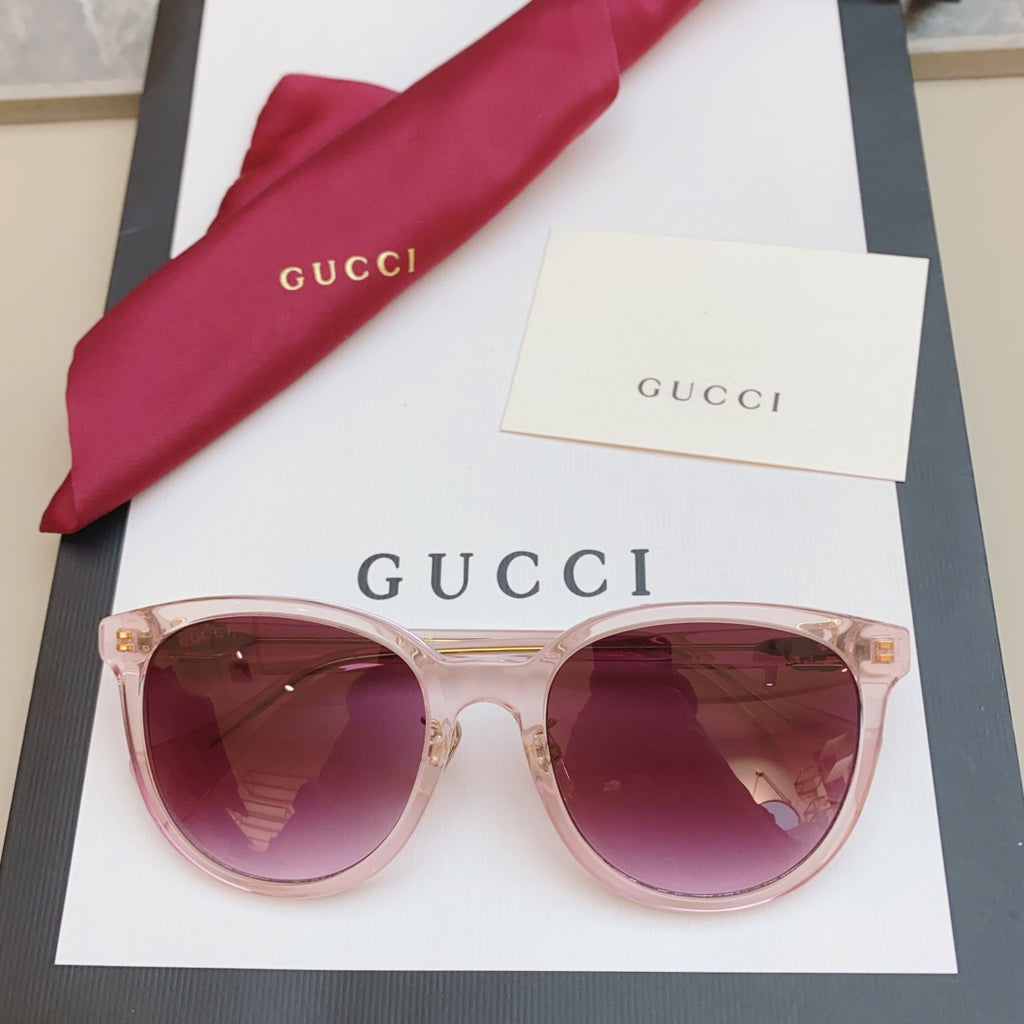 Gucci GG1180SK Fashion Black Lens Sunglasses for Men & Women - detail image 2