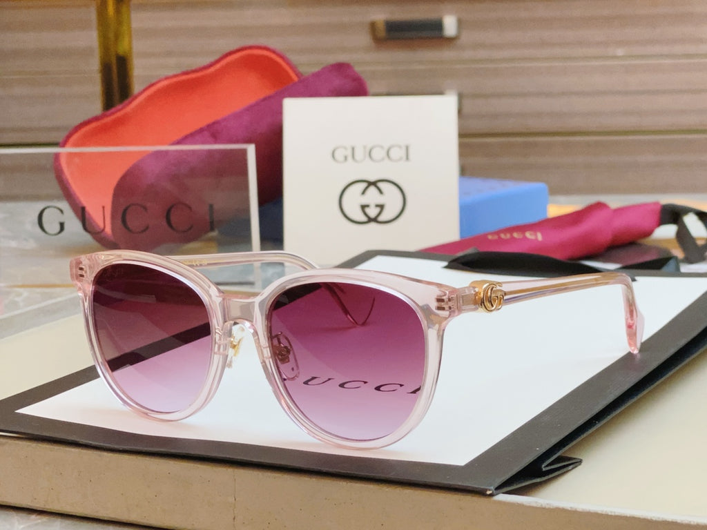 Gucci GG1180SK Fashion Gray Lens Sunglasses for Men & Women - detail image 4