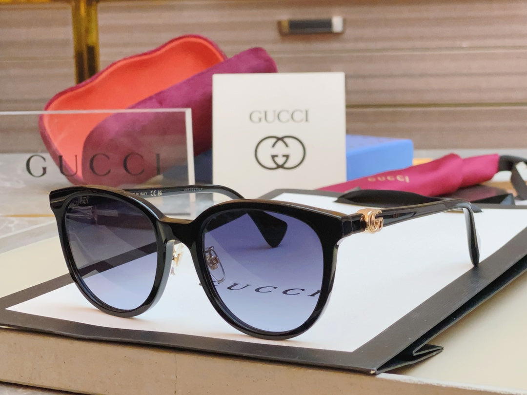 Gucci GG1180SK Fashion Gray Lens Sunglasses for Men & Women - detail image 2