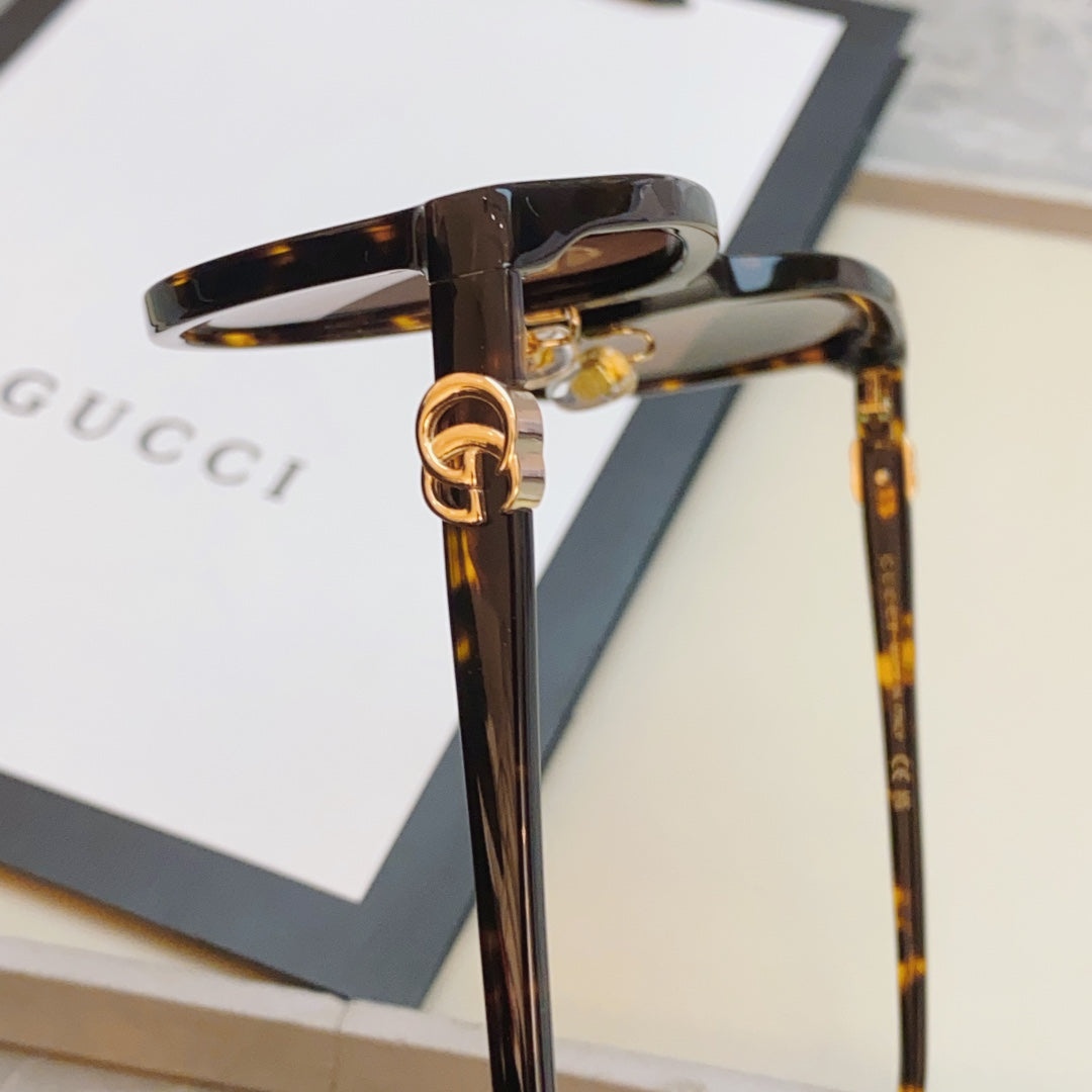 Gucci GG1180SK Fashion Gray Lens Sunglasses for Men & Women - detail image 9