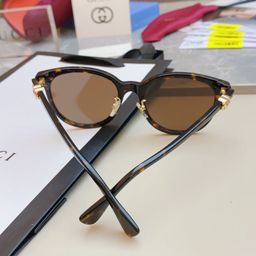 Gucci GG1180SK Fashion Gray Lens Sunglasses for Men & Women - detail image 8