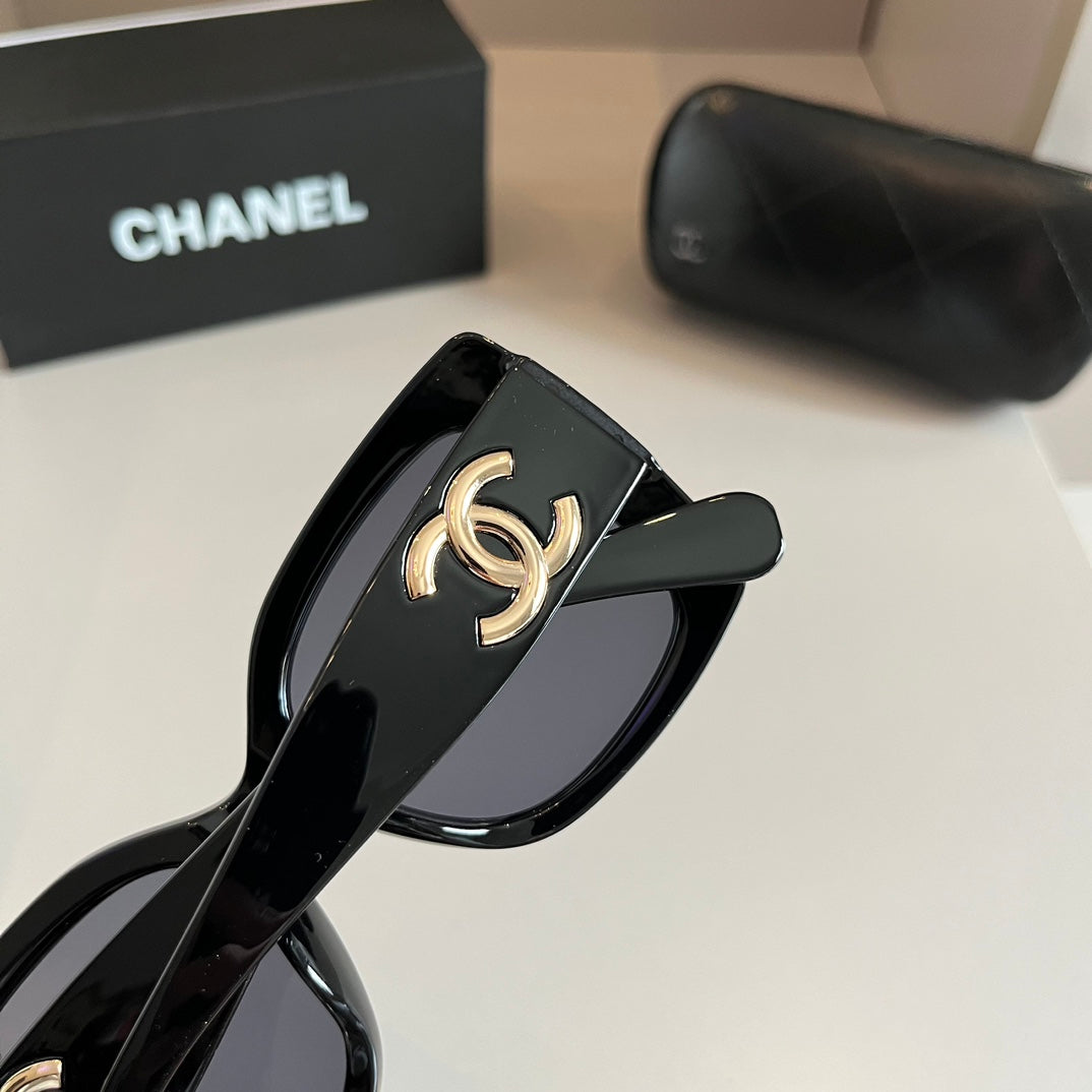 Chanel Fashion Gray Lens Sunglasses for Men & Women - detail image 6