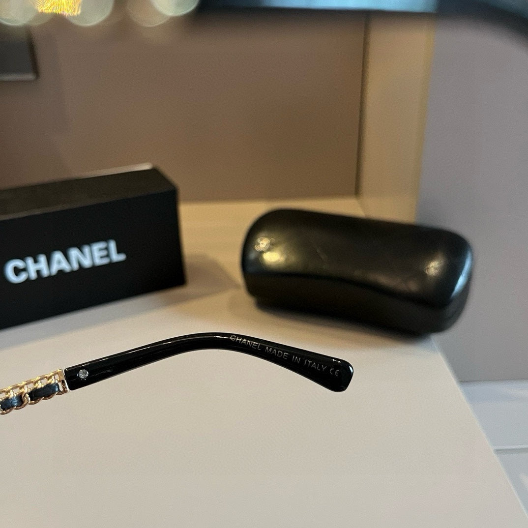 Chanel Blue-Light Fashion Silver Lens Sunglasses for Men & Women - 486690 - detail image 3