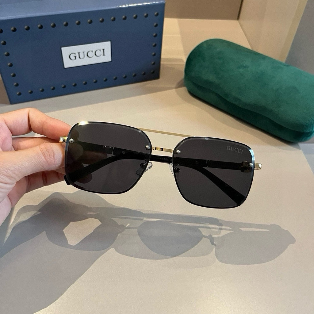 Gucci Metal Aviator Gold Lens Sunglasses for Men & Women - detail image 4
