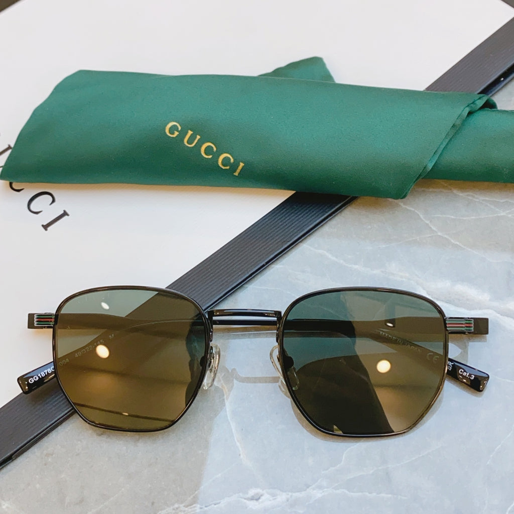 Gucci GG1878O Fashion Black Lens Sunglasses for Men & Women - detail image 2